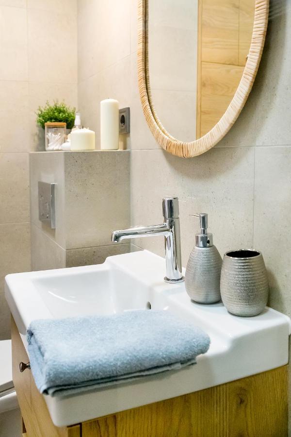 W&K Apartments - Harmony Suite - Faktura Vat, Parking คอซซาลิน ภายนอก รูปภาพ